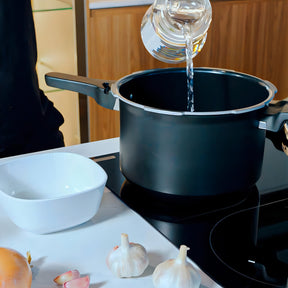 Panela Pressão Fechamento Externo Indução 4,2 Litros Brinox Cor Preto